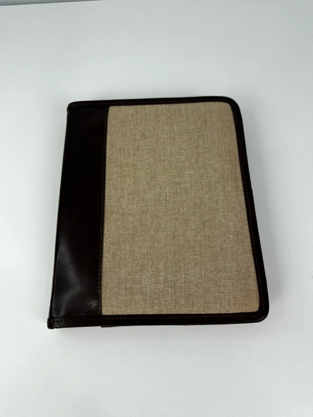 Oak Park Tablet Folio from Barnes & Noble Brown Edges with Tan Cloth Zip Closure